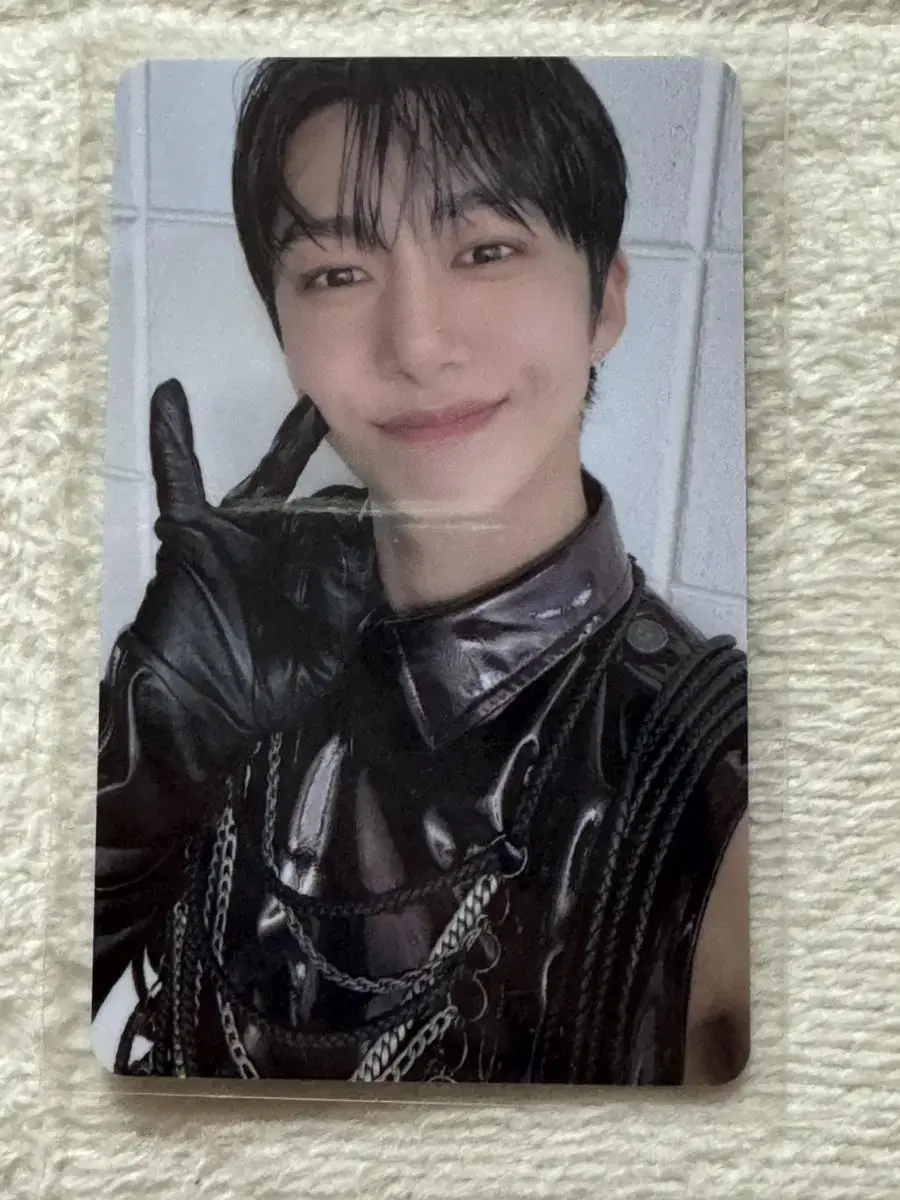 SHOWU Hyungwon THE UNSEEN with muu ld