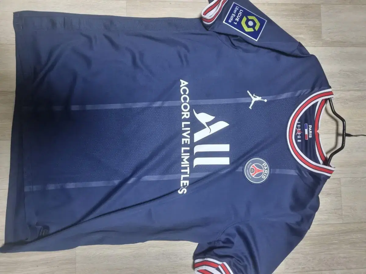 PSG 20-21 season jersey