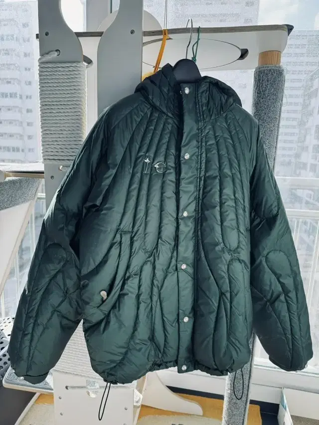 thug club Cave Down Jacket M