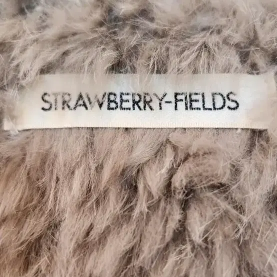 STRAWBERRY FIELDS 래빗퍼 볼레로 자켓