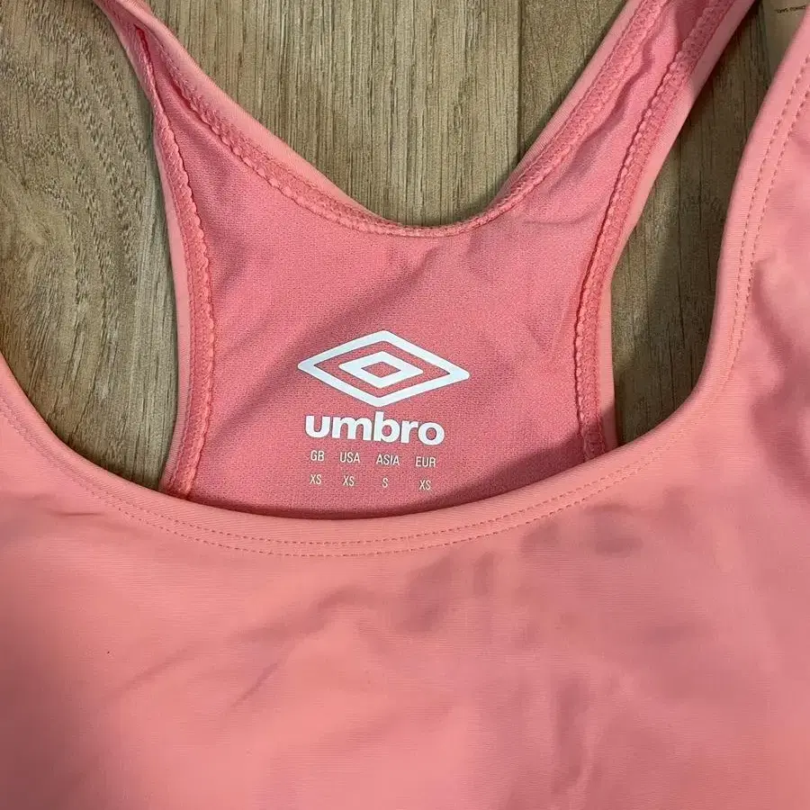 새상품)엄브로 umbro 수영복. 스윔