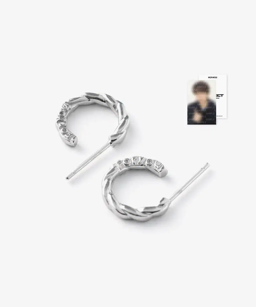 세븐틴 8주년 귀걸이 원우 wonwoo earrings