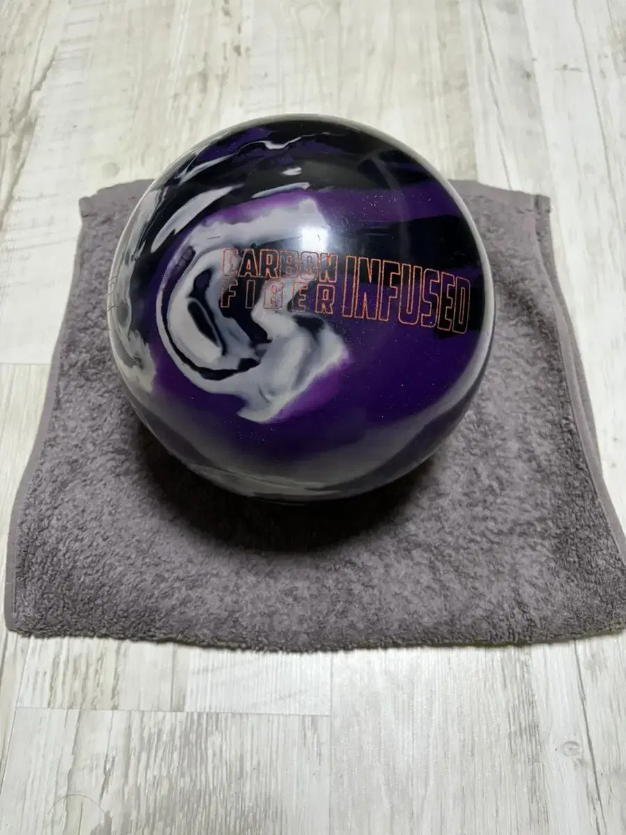 Quick sale of 15-pound bowling balls!