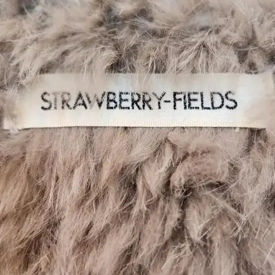 STRAWBERRY FIELDS 래빗퍼 볼레로 자켓