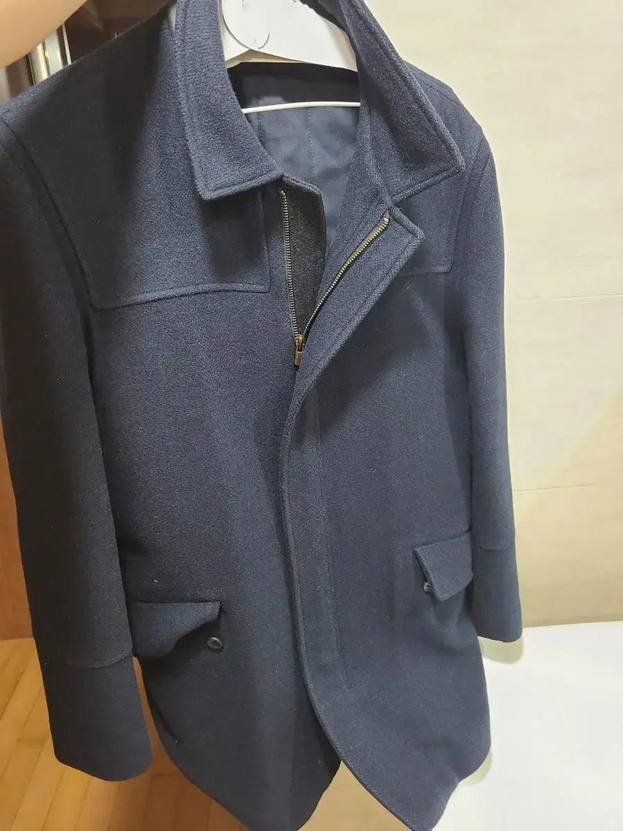 Men's Vahn Coat