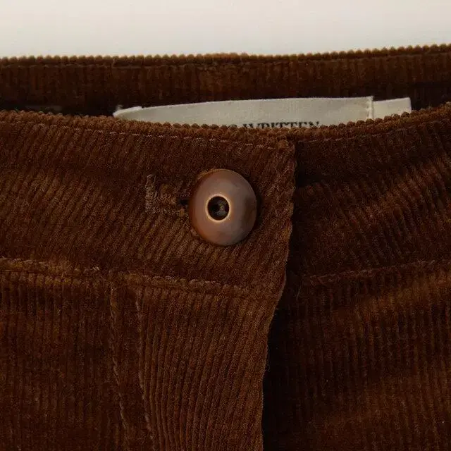 낫띵리튼 Corduroy straight pants (brown)