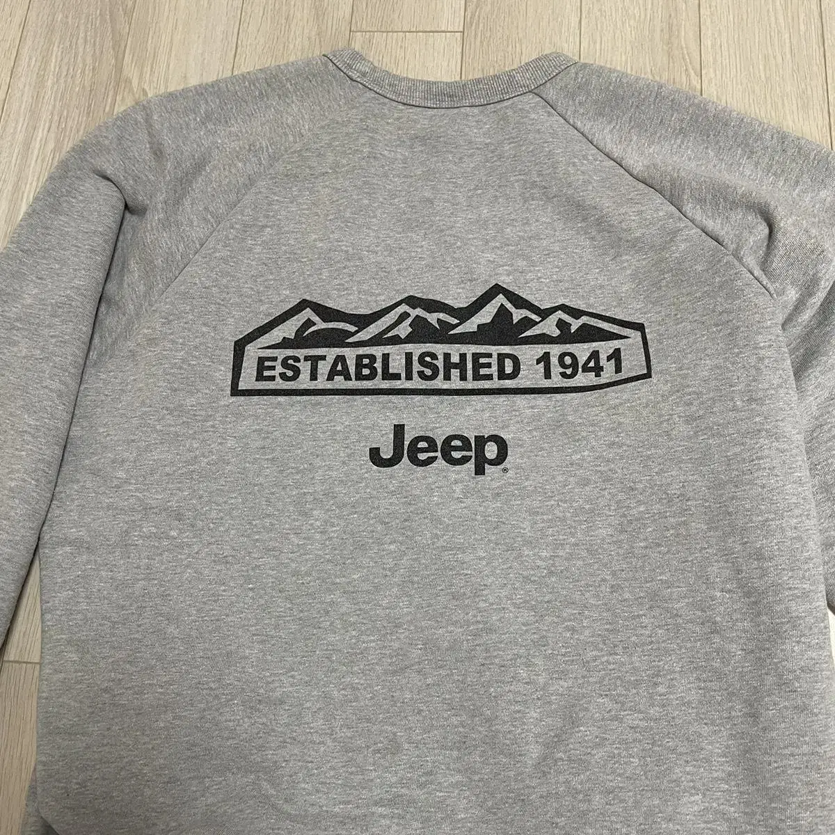 Jeep 지프 m사이즈 맨투맨 팝니다