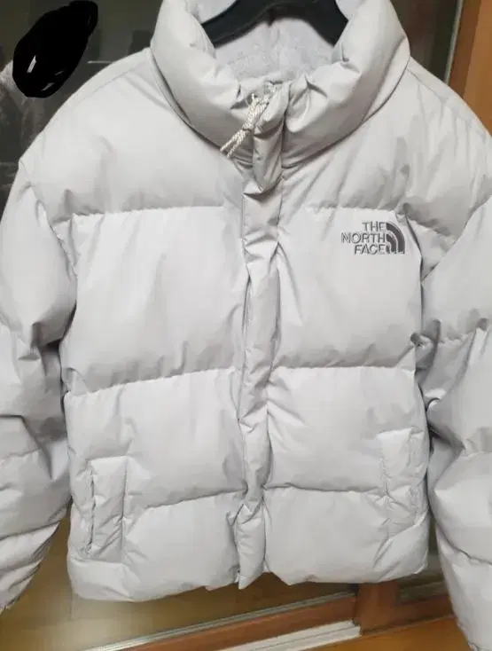 The North Face Padded Light Grey Boys' and Girls' Size M