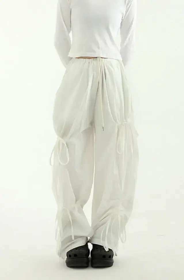 로컬맨션 paper shirring banding pants