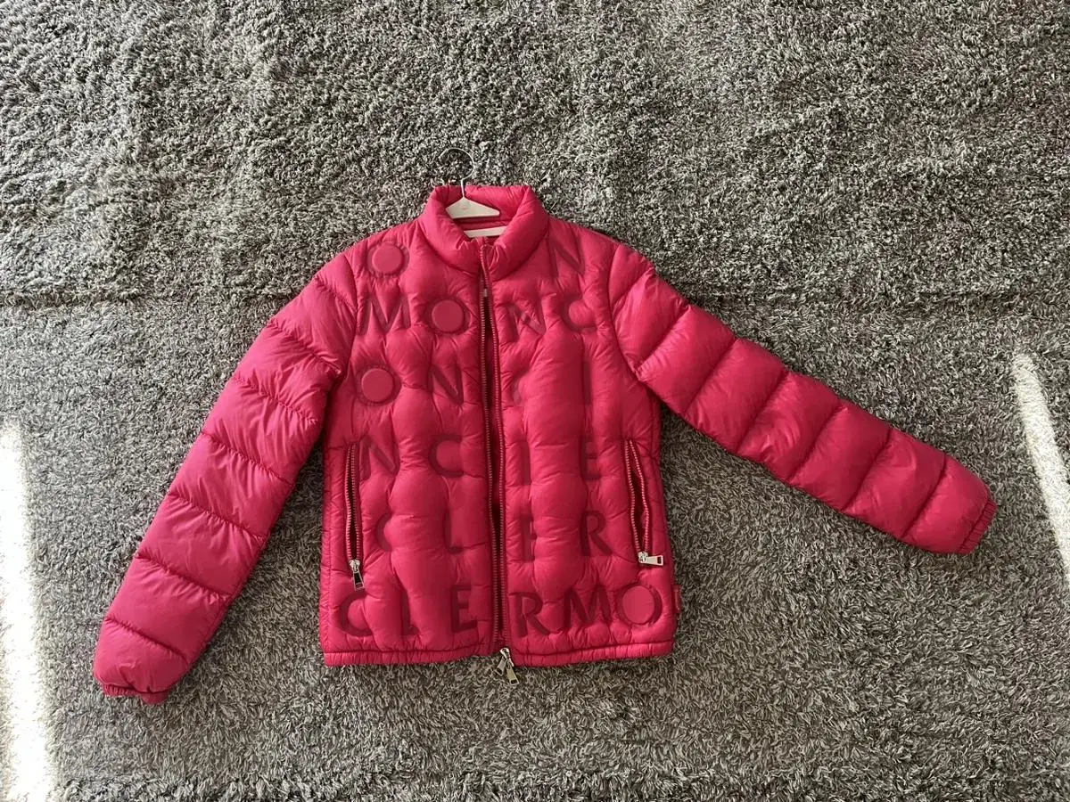 MONCLER 여성 구스 다운 패딩 자켓 VILNIUS