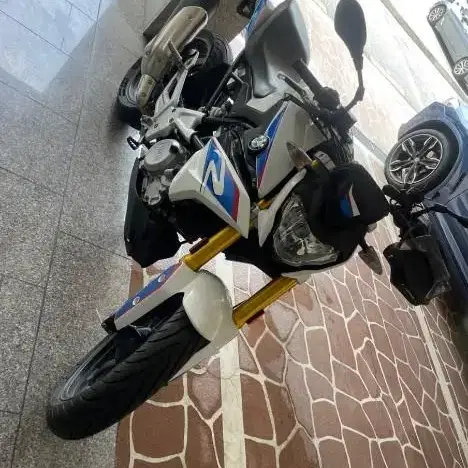 bmw g310r 18년식2700km