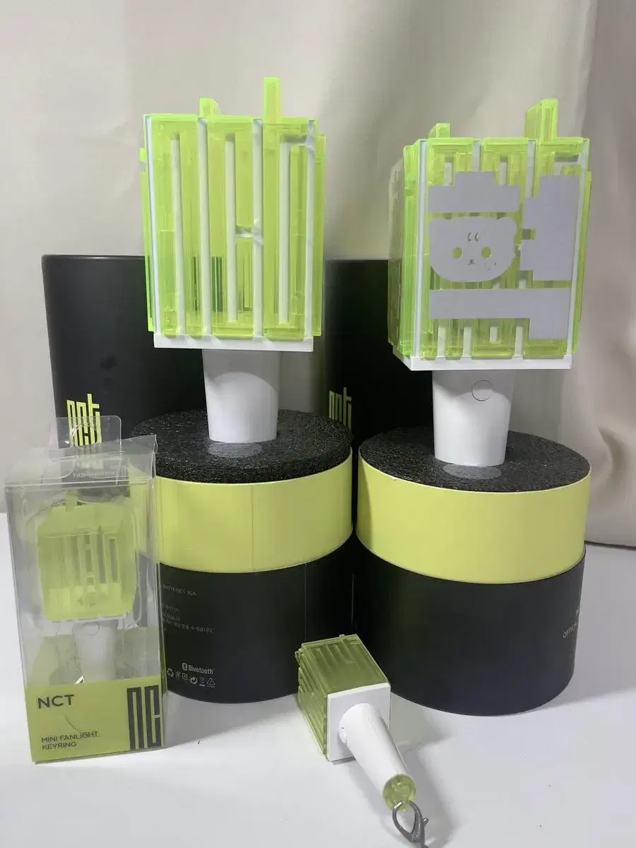 NCT Mini lightstick keyring wts 