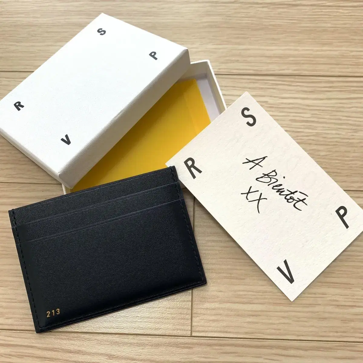 RSVP paris calfskin kard holder