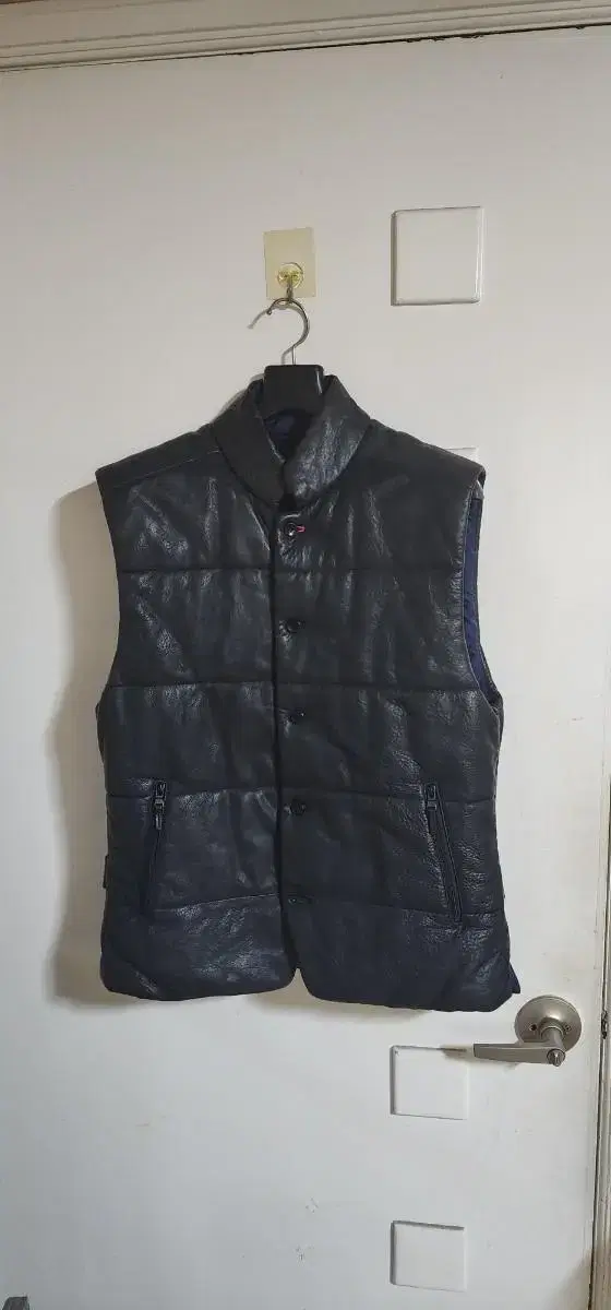 Luxury Shanghai Tang Sheepskin Vest