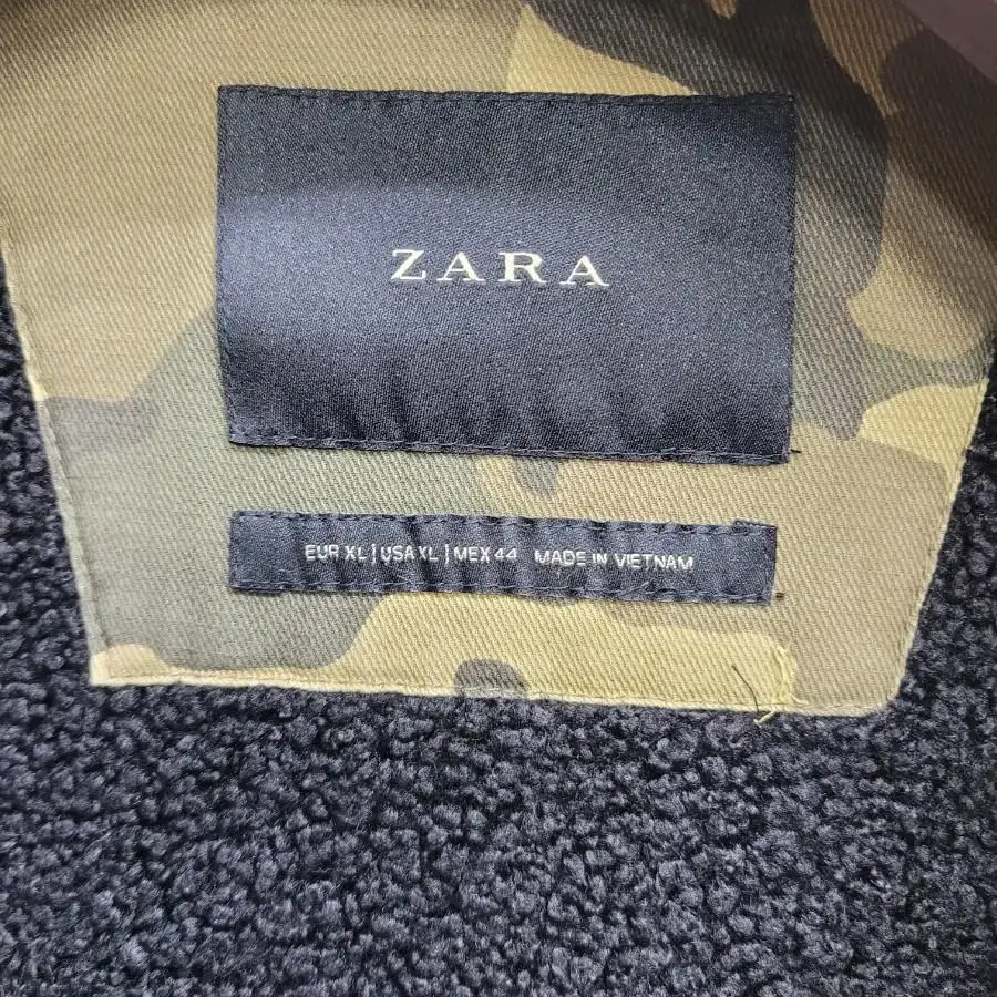 ZARA 자라 뽀글이 후드 밀리터리 야상 카모 야상 / 남180-104A