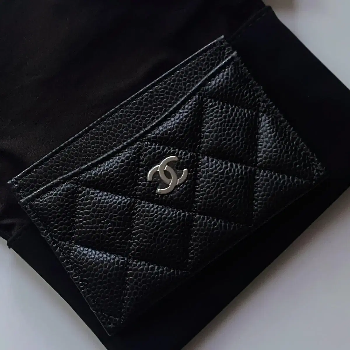 Chanel Caviar Classic Card Holder Black Silver (New Product)