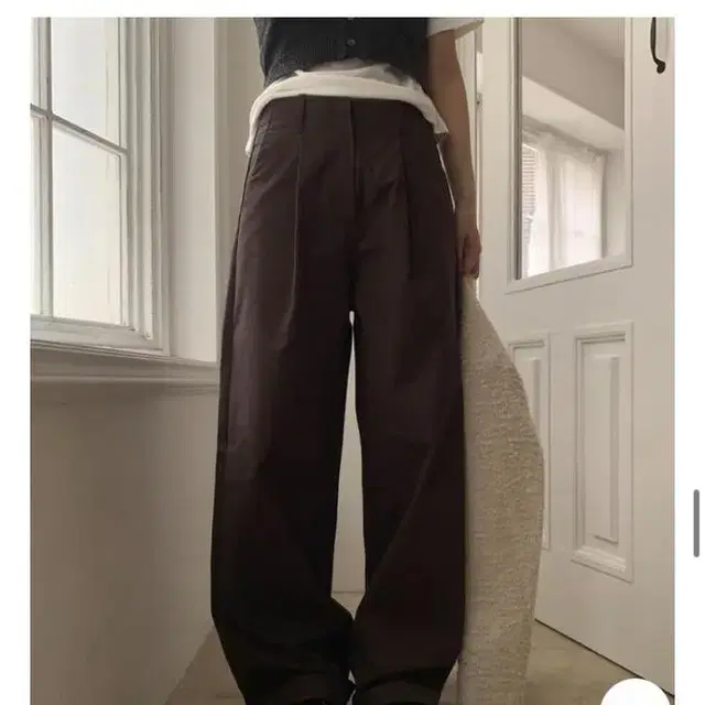 릿킴 WAISTLESS CURVED TROUSER