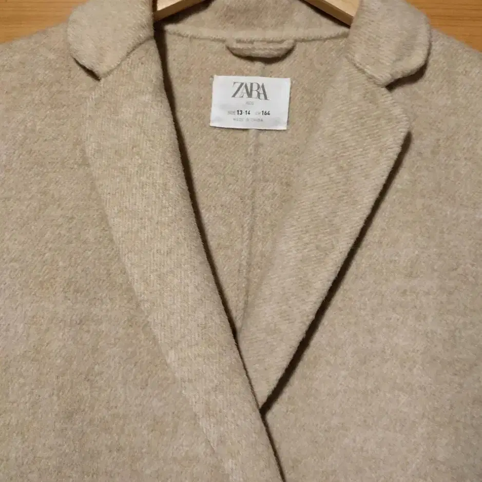 ZARA [hand made - coat ]