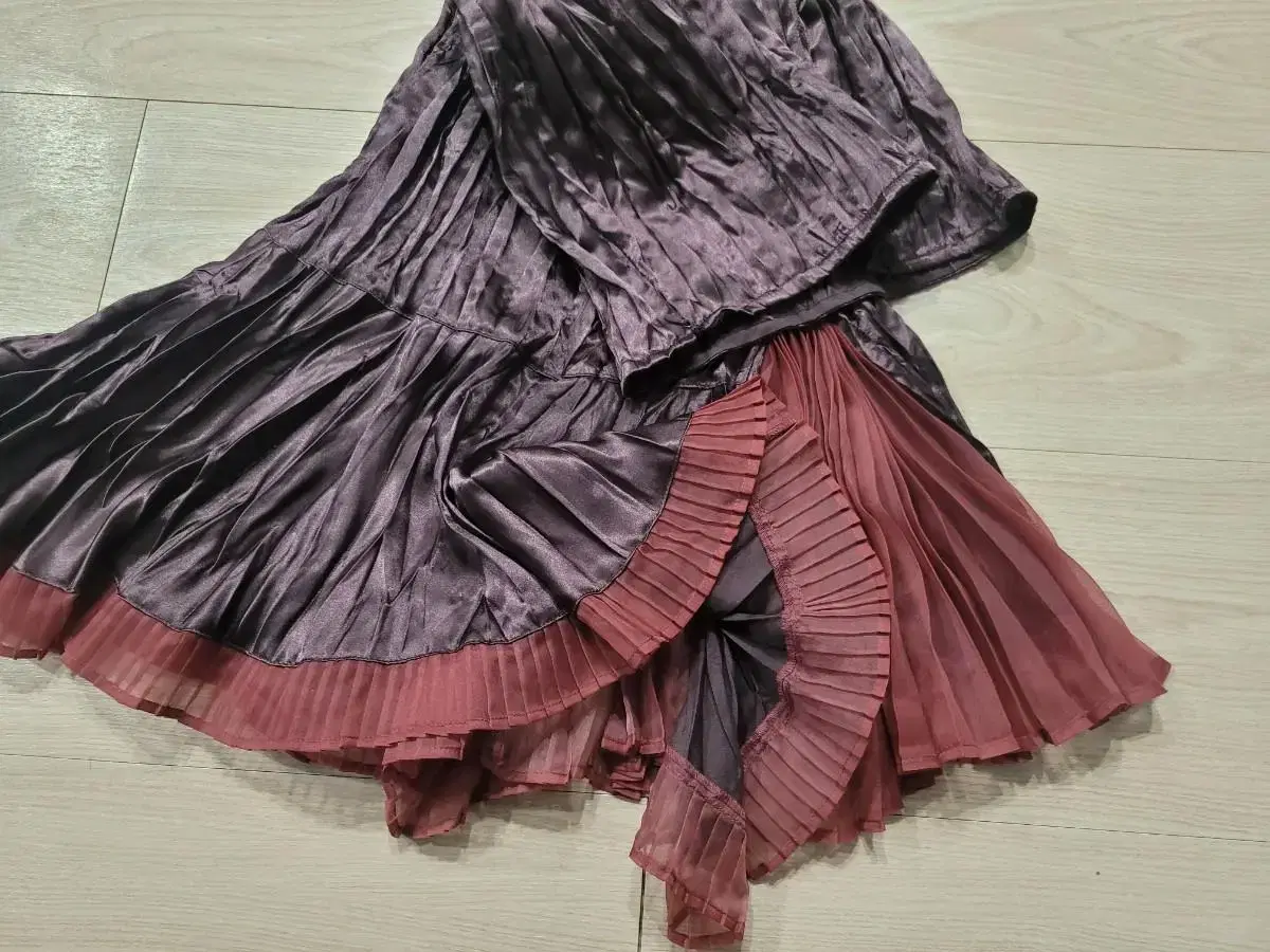 Silhouette Vintage Purple Pleated Long Skirt ToyosetPowning133CreaturesDesireRize