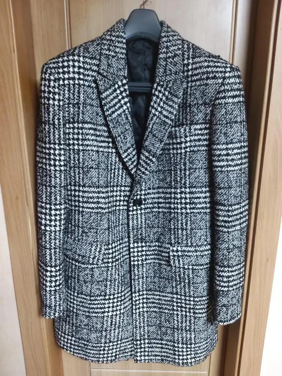 Burton Seoul Wool Coat 3(100)