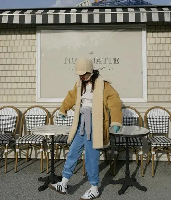 프레클 무스탕 butter reversible shearling half