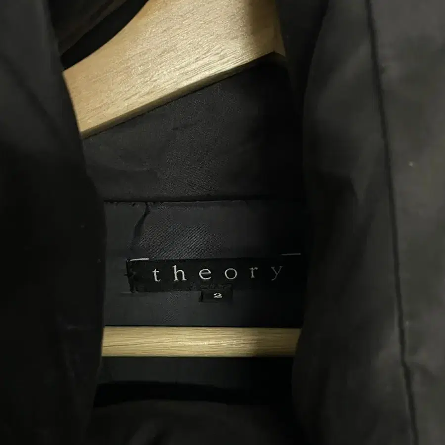 theory 더블 브레스트 패딩