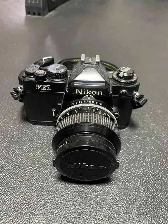 Nikon FE2 50mm1.4