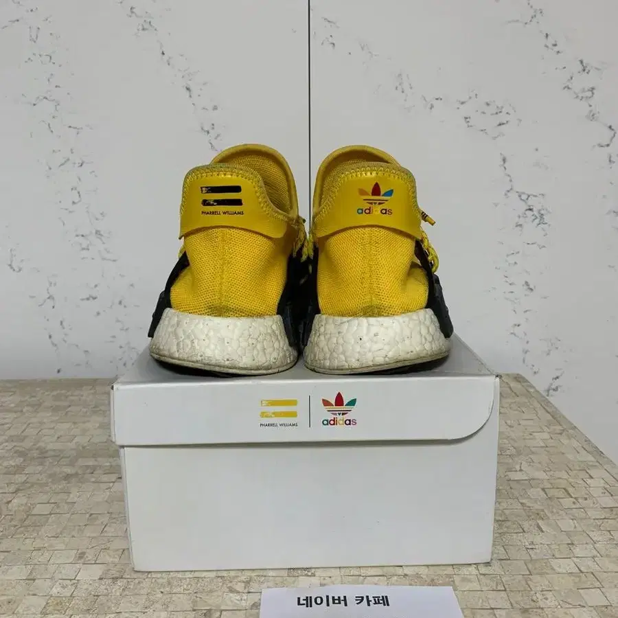 [280] 아디다스 퍼렐 NMD OG (휴먼레이스)