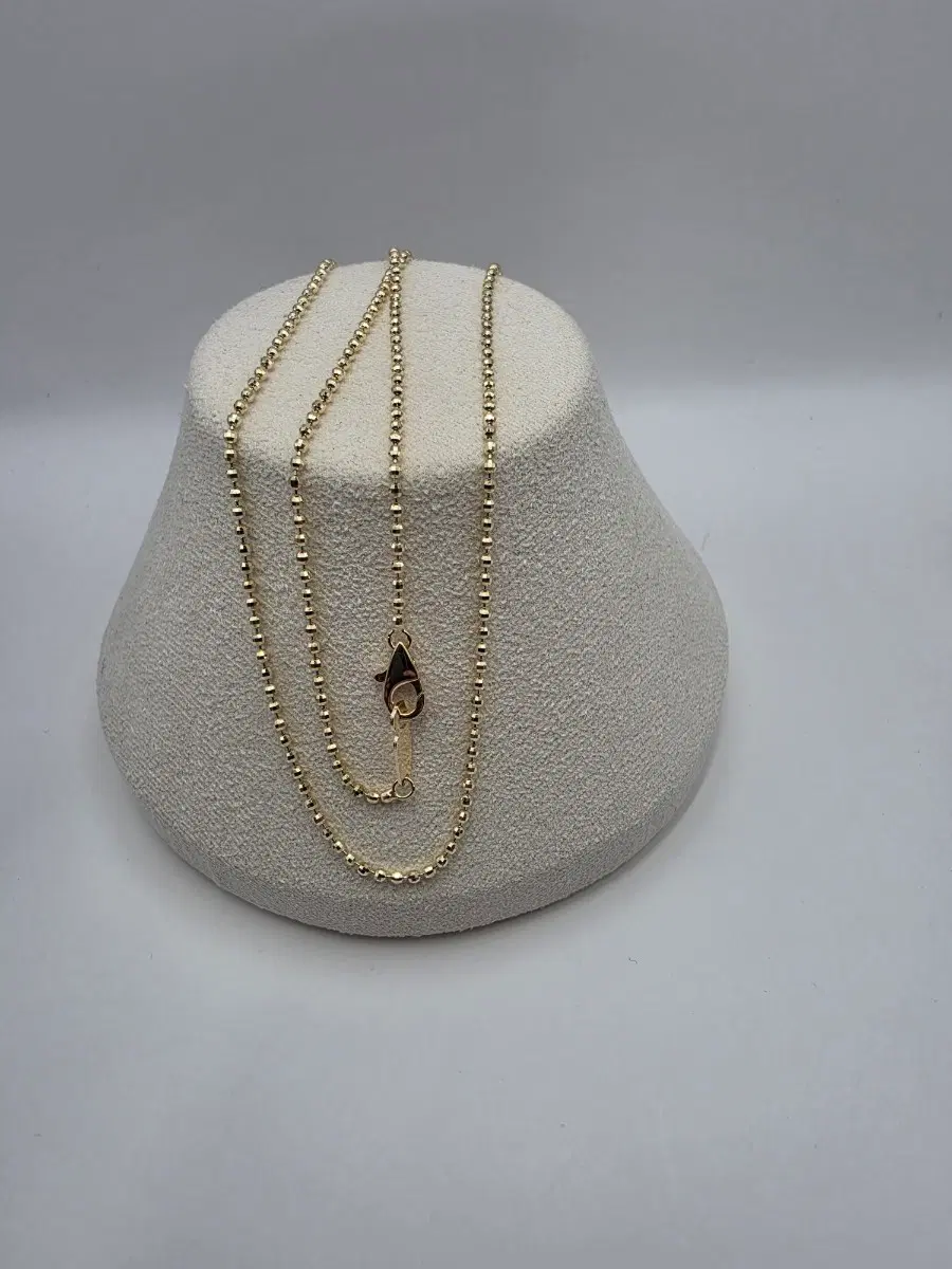 14k Mira Ball Chain 45 cm (1.5 mm)