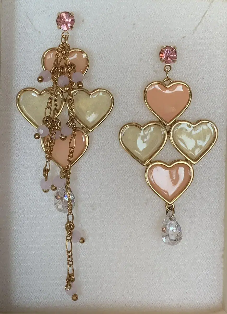 [New Products] Heart Balloon Earrings