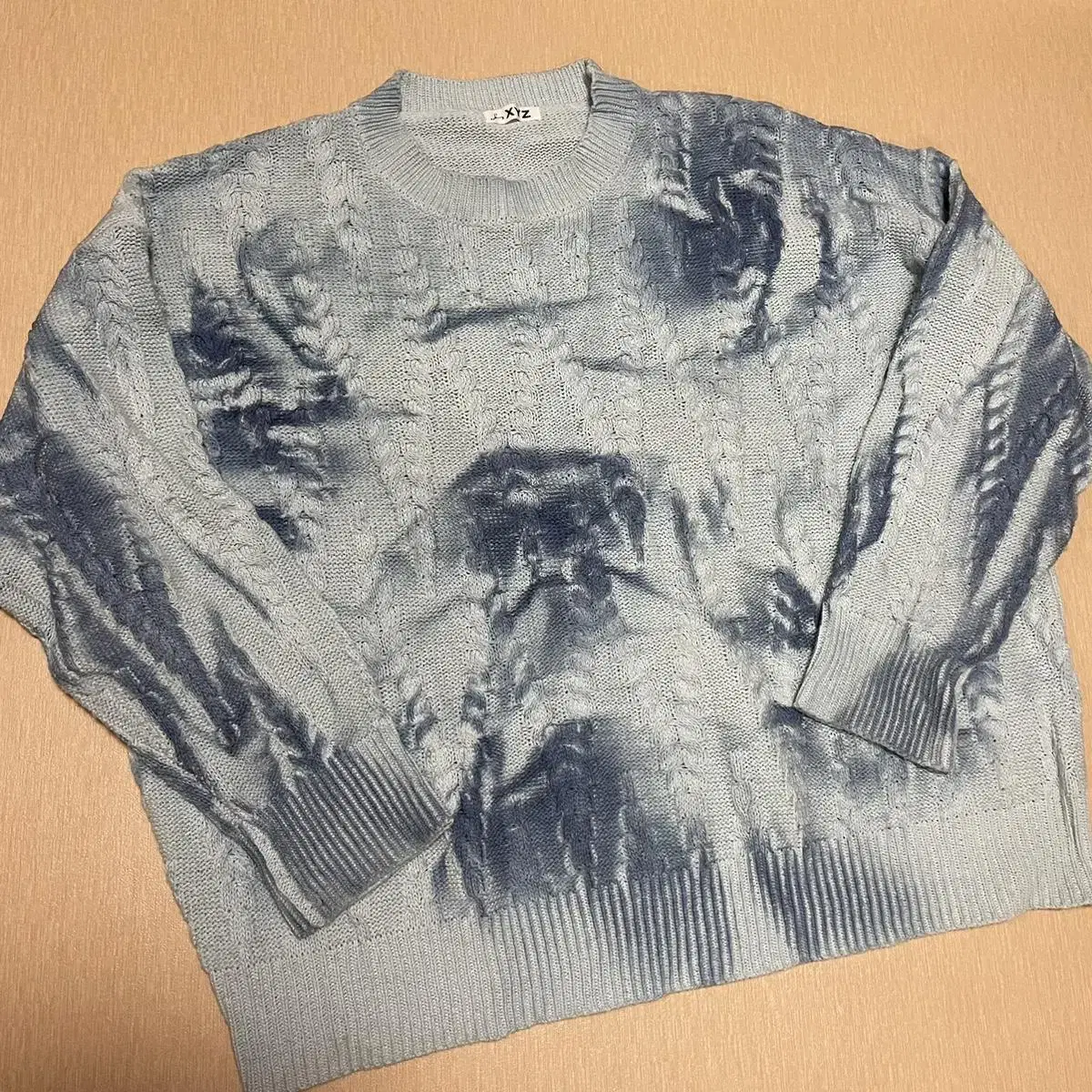 Tie-dye knit