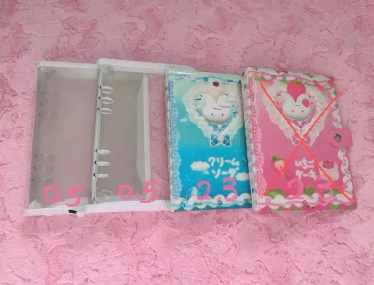 Binder wts!(Melomacaron San Rio Zipper Binder)