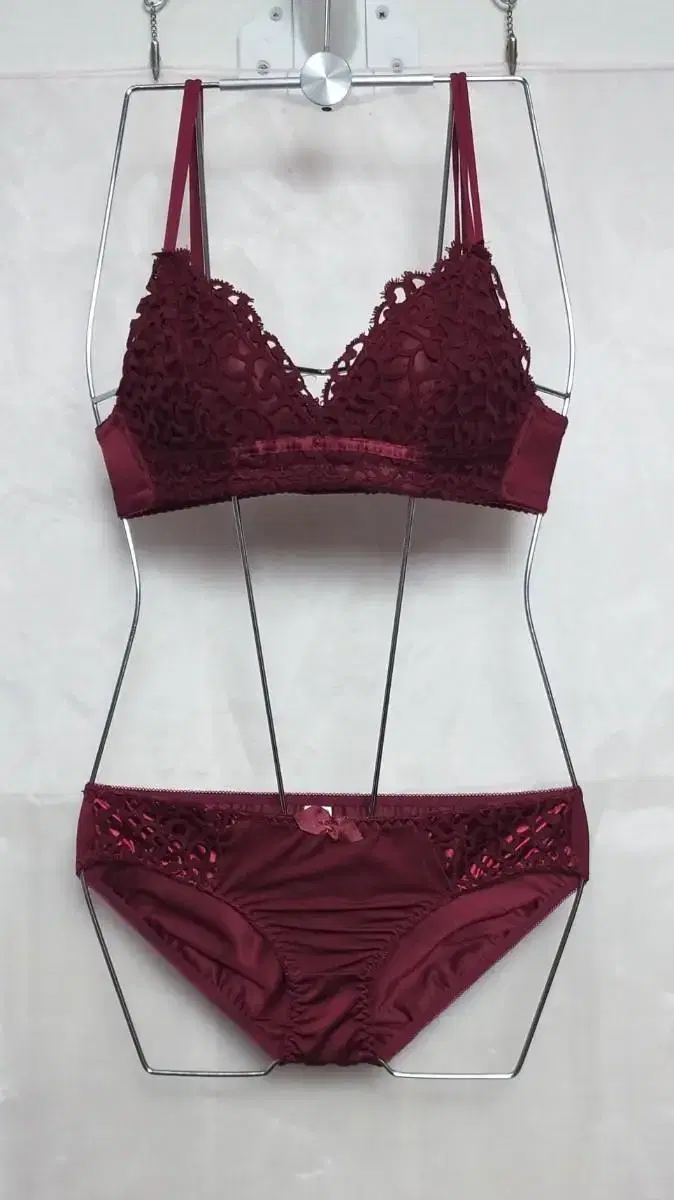 Used Women Underwear Sexy Bra Panties 70 95