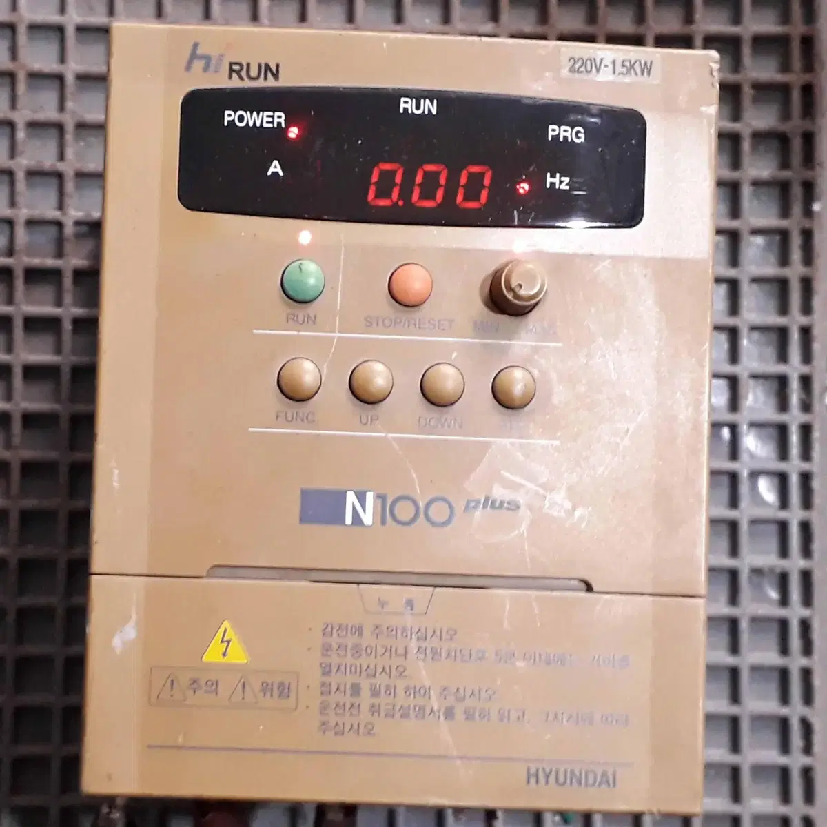 현대 인버터 N100 PLUS 220V-1.5KW 3Ph C055