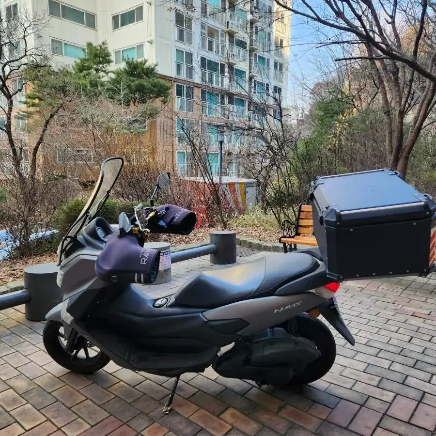 Nmax125 19년식 (헬멧&블루투스 포함)