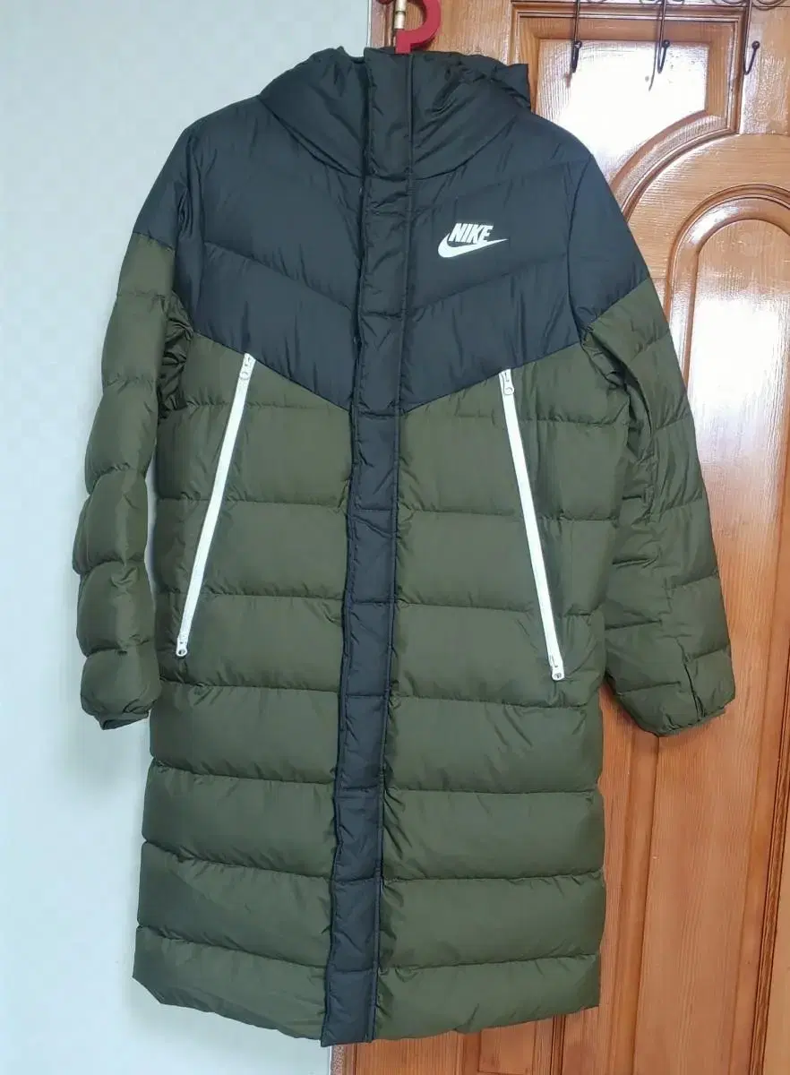 Nike Windrunner Downfill Long Padded / Size 90-95