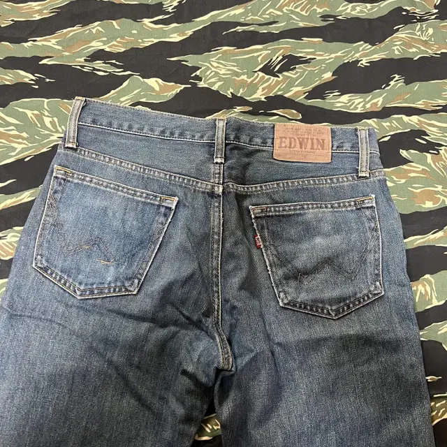 EDWIN DENIM PANTS 31SIZE