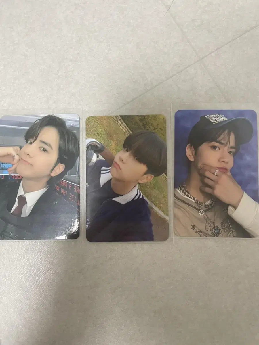 Source) younghoon photocard wts does Whisper Derby Road Maverick