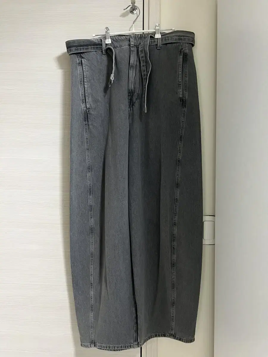 [50] Fei's Stonewashed Denim