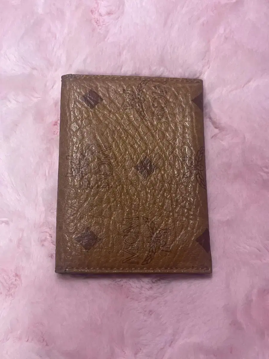 MCM Wallet sell (Genuine)