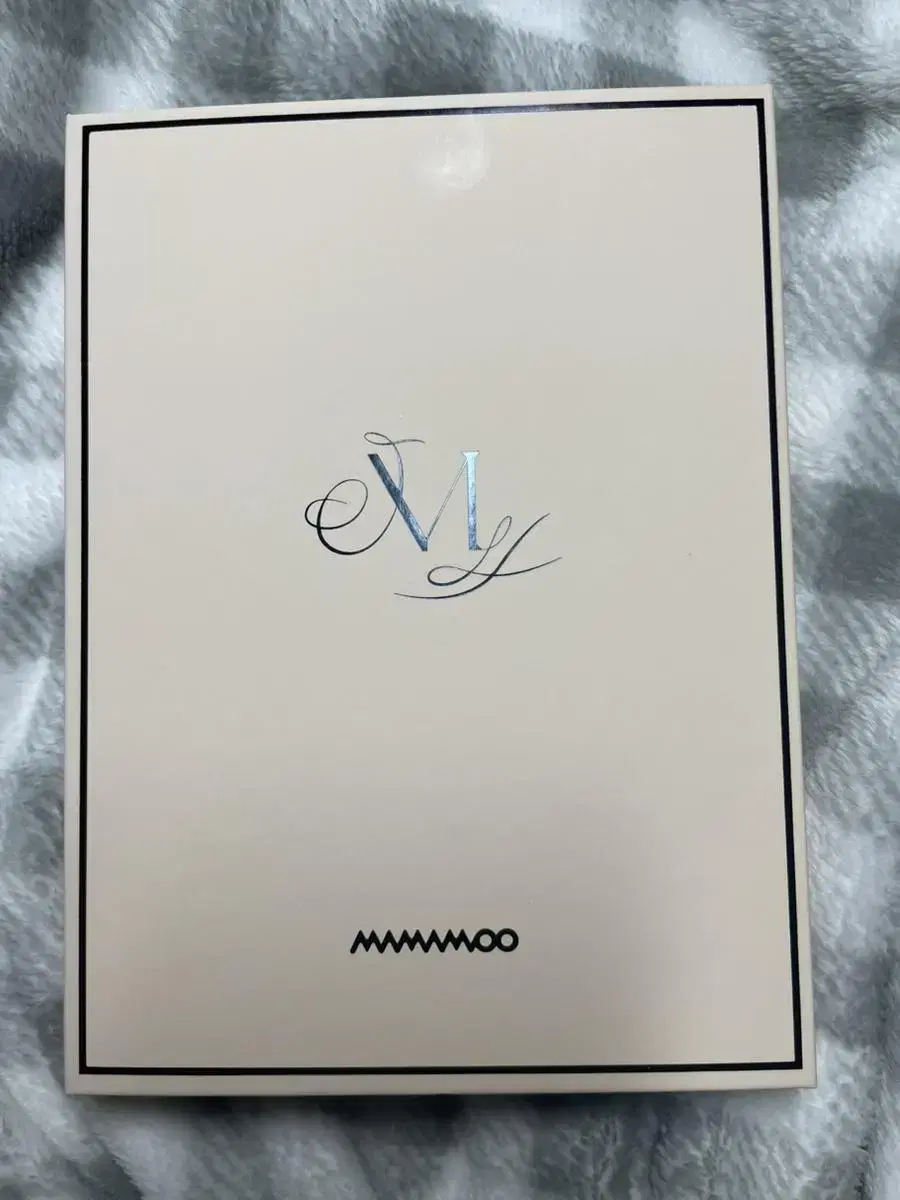 MAMAMOO WAW unsealed album