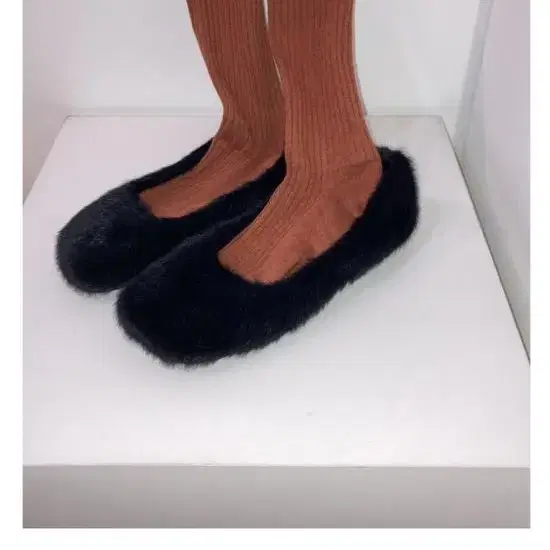 모래하우스 fur flat shoes