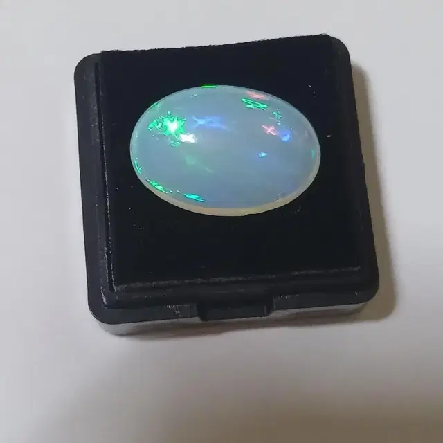 투명한색오팔7.38ct