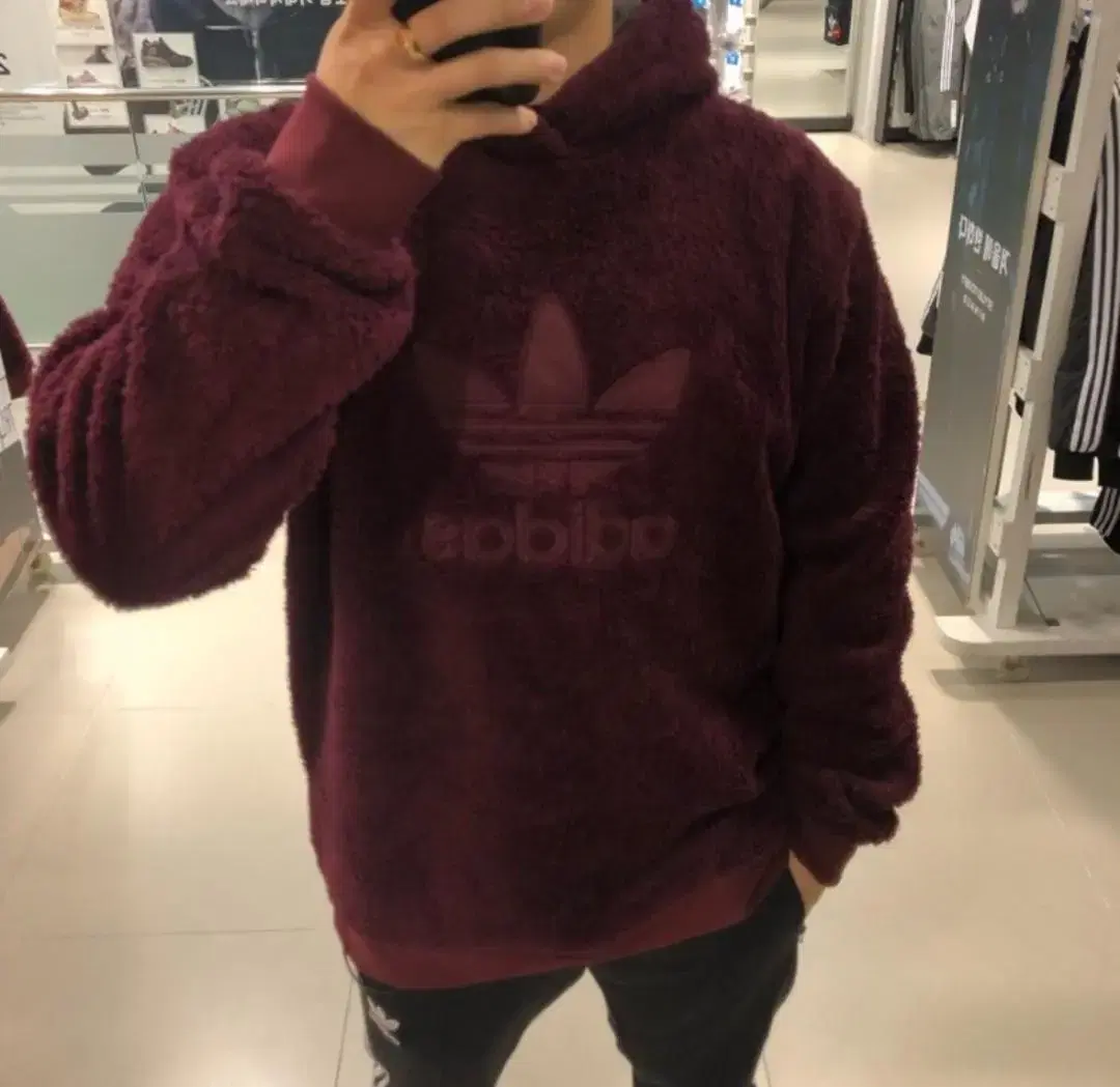 adidas Sherpa Fleece Hoodie (L-100)