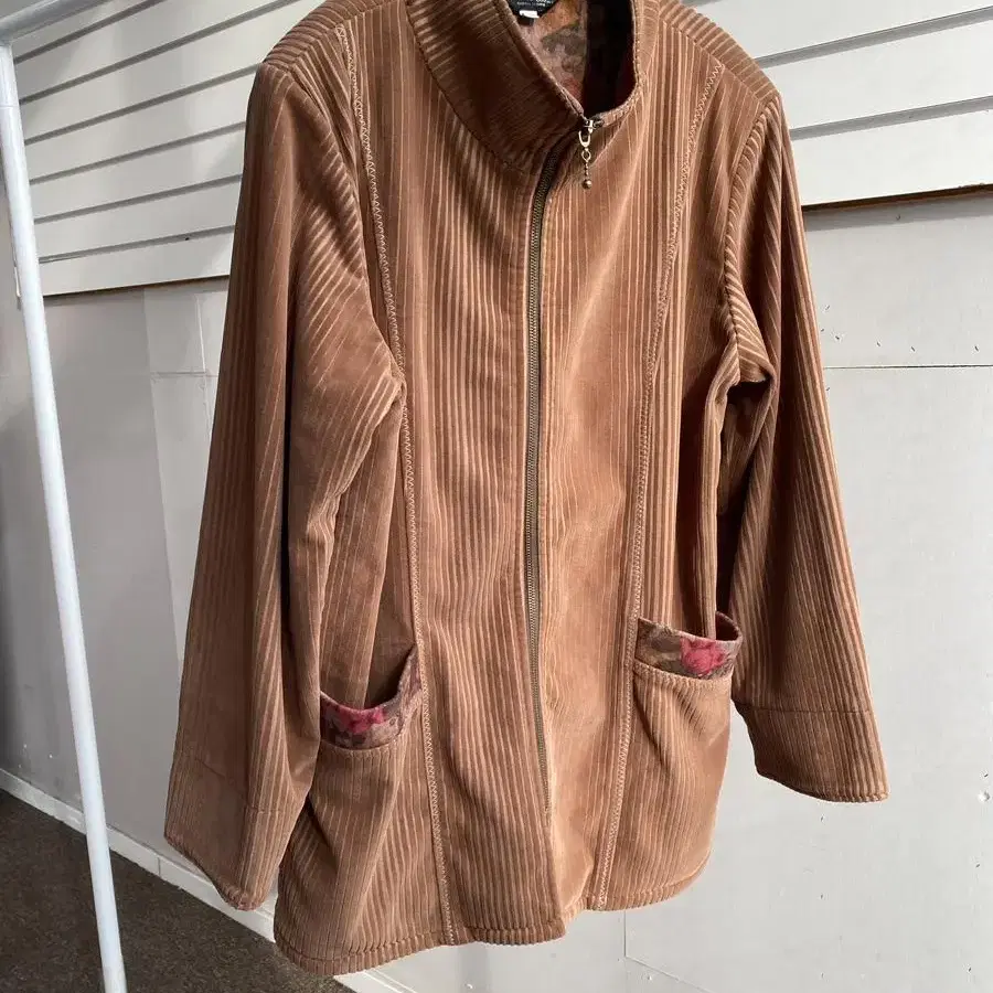 [W] Vtg velvet suede jacket