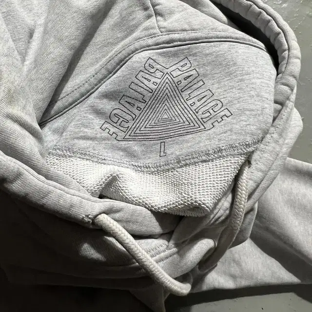 Palace Plow 18ss Hood