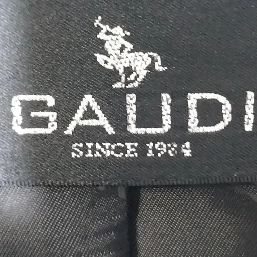 GAUDI 양가죽쟈켓 66