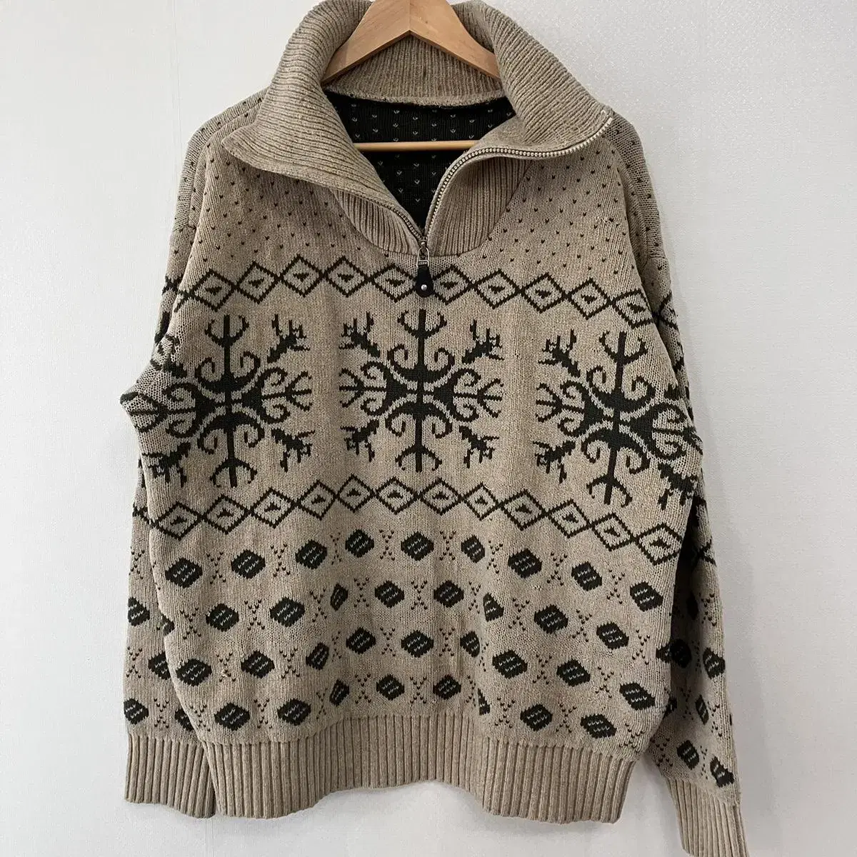 Vintage Knit Vahn Zip Up