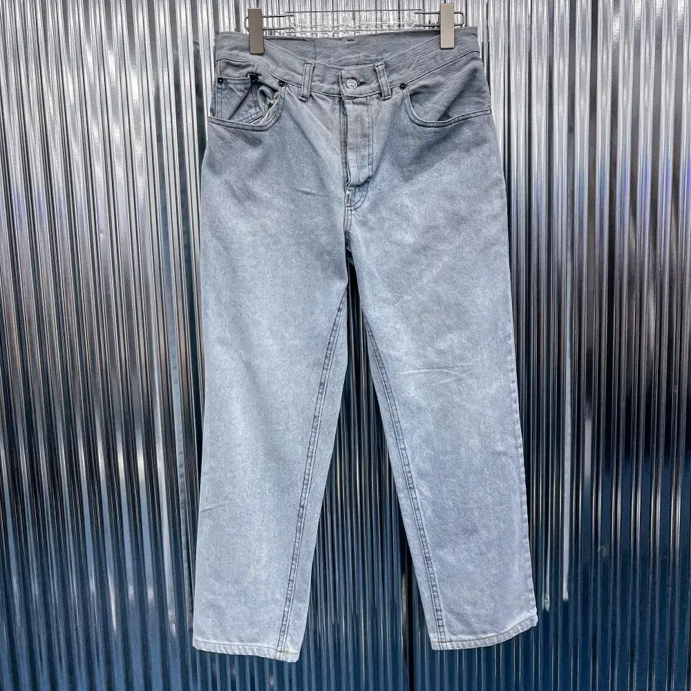 Levis 501 Denim Pants (27 in Korea) U331