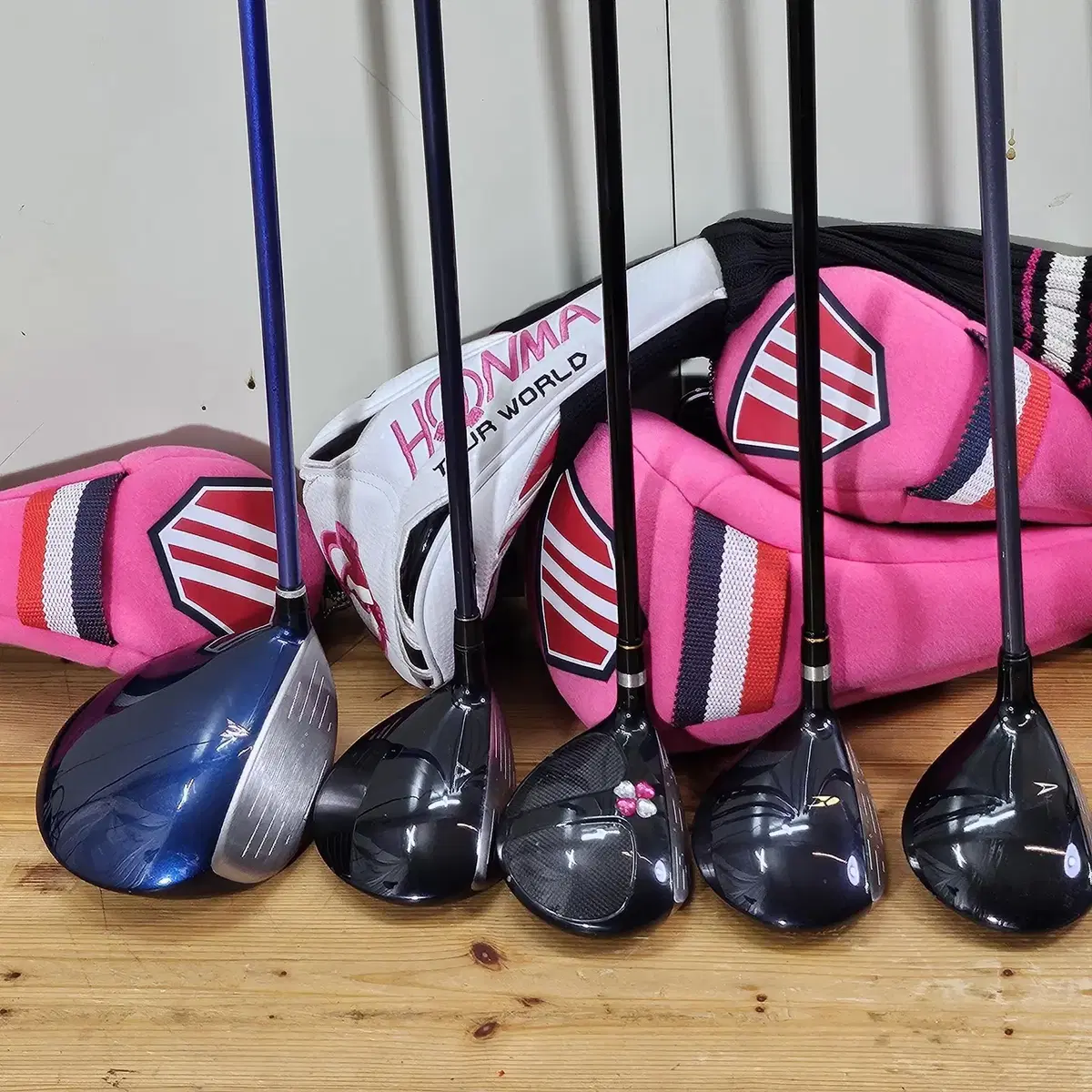 F110. women's honma jexio combination golf full set L